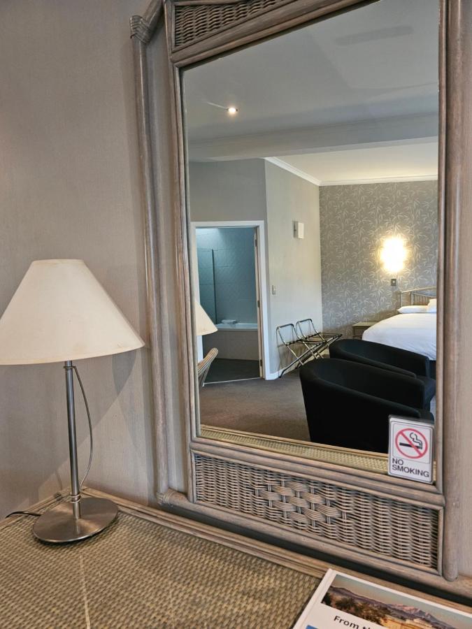 The Avenue Hotel Whanganui Exterior foto